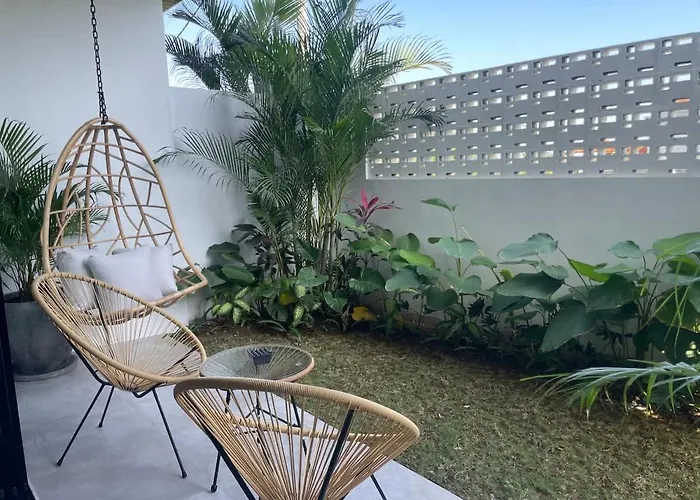Tropical Luxury - Seseh Living *